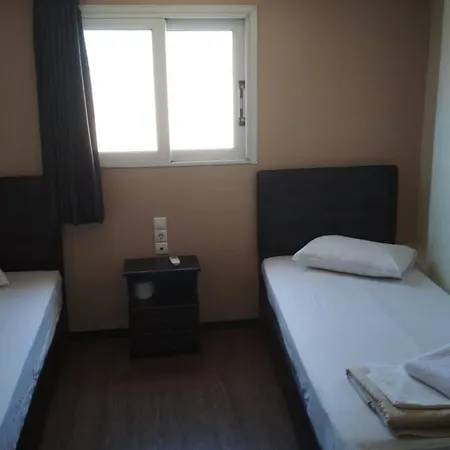 Pella Inn Hostel Athens